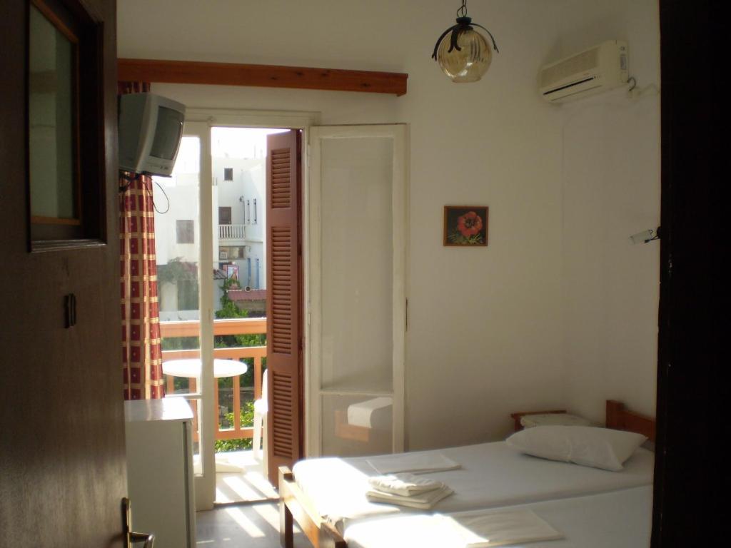 Hotel Maroulis Naxos City Quarto foto
