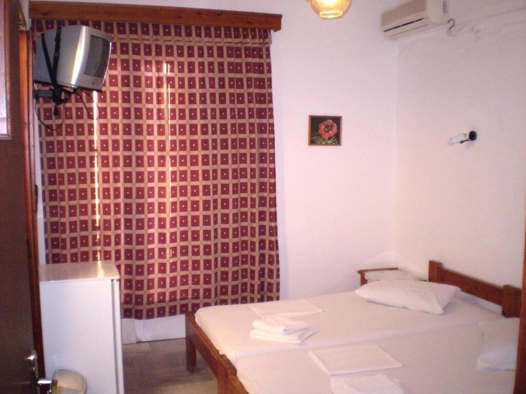 Hotel Maroulis Naxos City Quarto foto