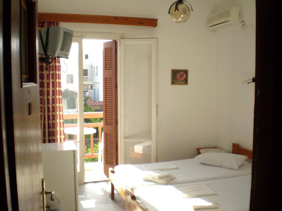 Hotel Maroulis Naxos City Quarto foto
